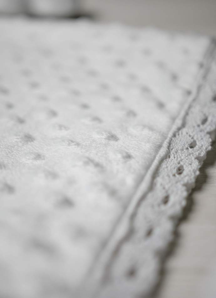 Крижма "Хрест гладь" срібло, з плюшем, бавовняне мереживо, арт.7049