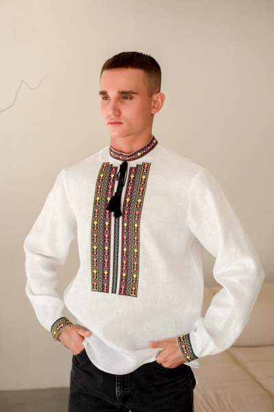 Чоловіча сорочка "Борщівська червона", льон білий арт.4282