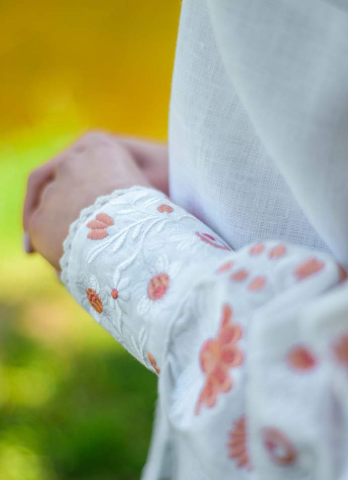 Біла жіноча блуза на довгий рукав з мереживом "Перлина",арт 4633