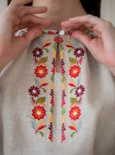 Лляне плаття з вишивкою в стилі петриківського розпису,арт  4634