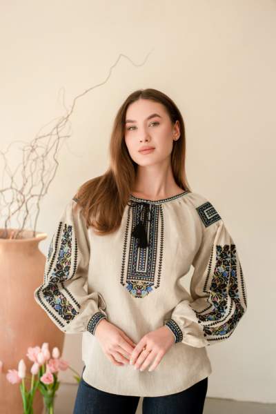 Дизайнерська вишиванка"Борщівська синя", Натурал. льон арт.4687