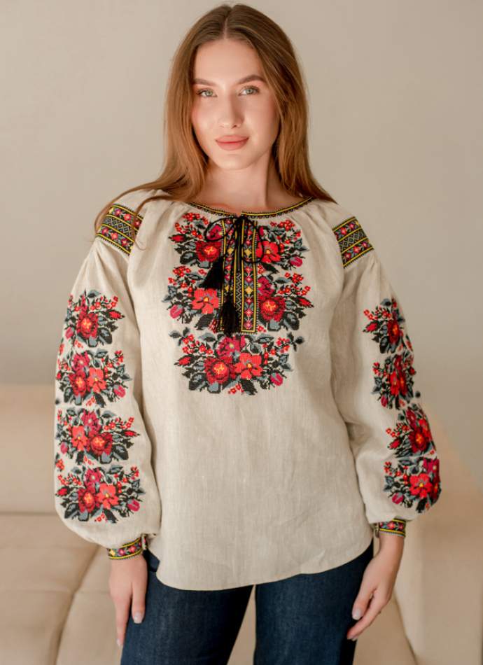 Дизайнерська вишиванка з льону з пишними вишитими рукавами,арт 4689