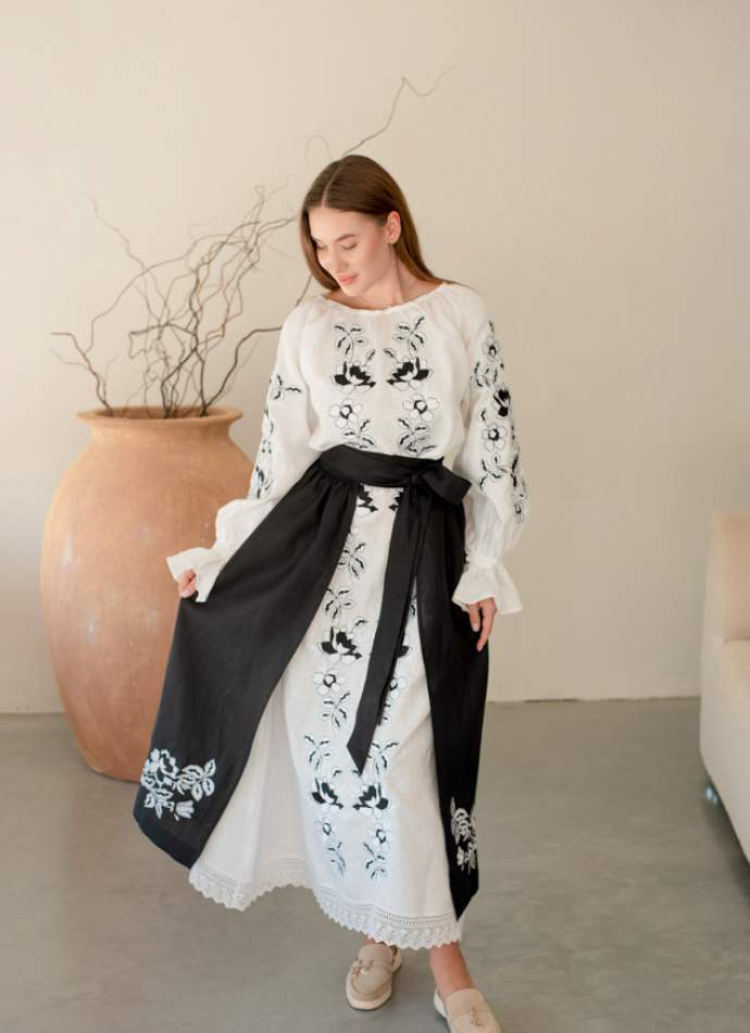 Комплект "Княжа" — вишита лляна сукня + плахта з поясом, арт.4690