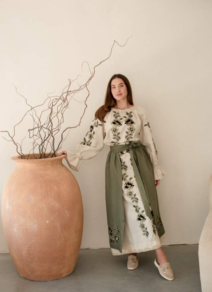 Комплект "Княжа" — вишита лляна сукня + плахта з поясом, арт.4697