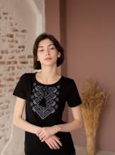 Чорна футболка з вишивкою, арт. 5140к.р.
