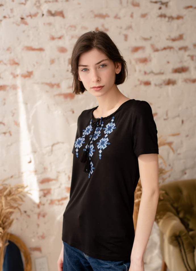 Чорна футболка з вишивкою, арт. 5141к.р.