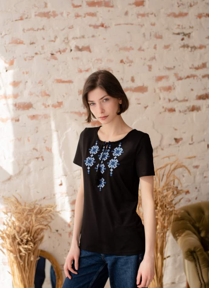 Чорна футболка з вишивкою, арт. 5141к.р.
