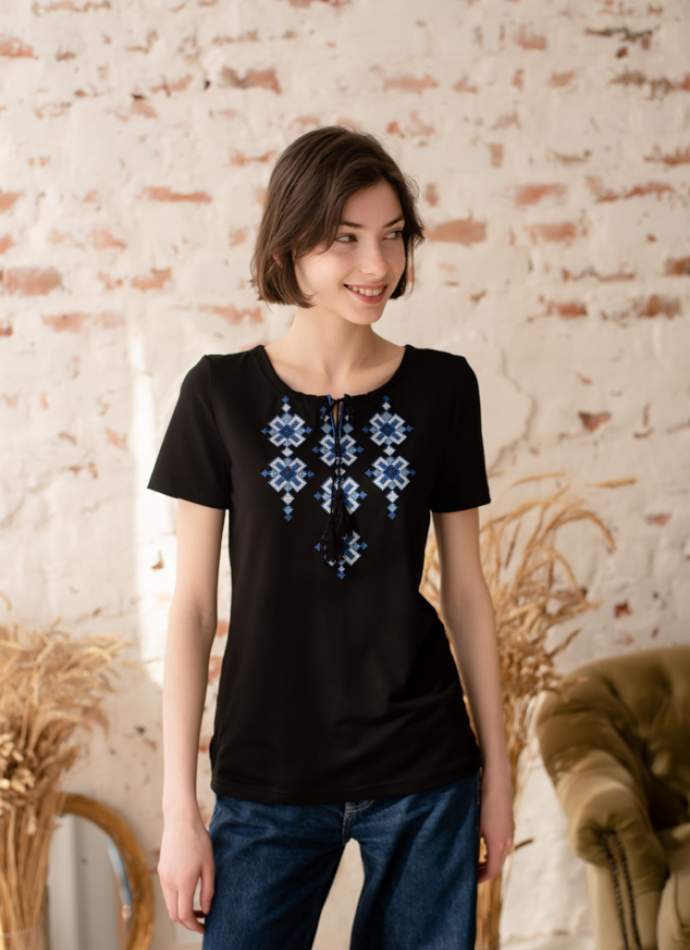 Чорна футболка з вишивкою, арт. 5141к.р.