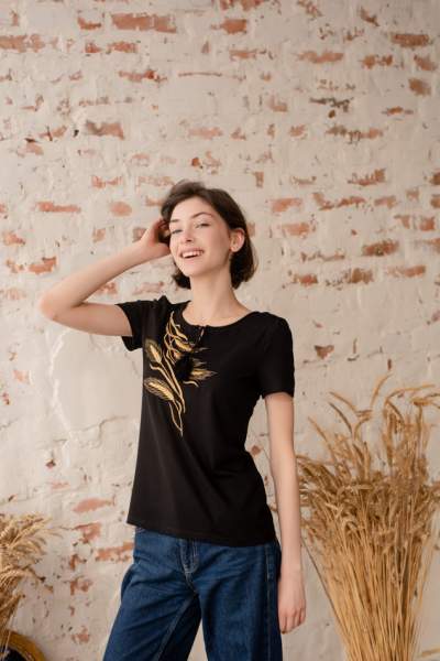 Чорна футболка з вишивкою, арт. 5146к.р.