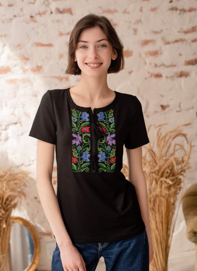 Чорна футболка з вишивкою, арт. 5147к.р.