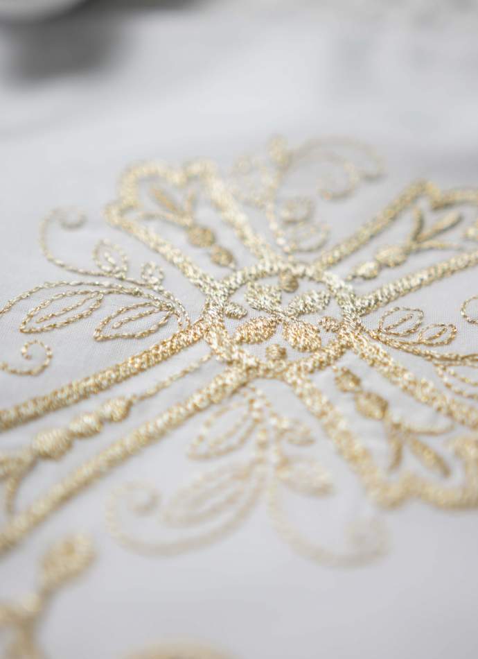 Крижма "Хрест гладь" золото, з плюшем, бавовняне мереживо, арт.7051