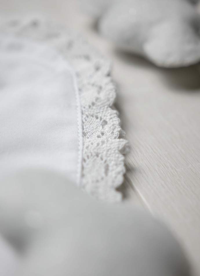 Крижма "Хрест гладь" золото, з плюшем, бавовняне мереживо, арт.7051