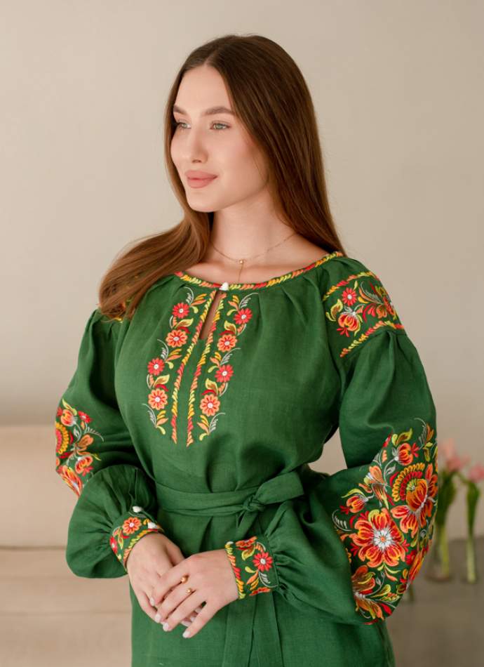 Лляне плаття з вишивкою (зелене), арт. 4505-коротке