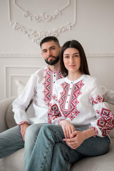 Сімейні вишиванки,з льону,біла вишивка "Світанок" , арт. 4264+4651