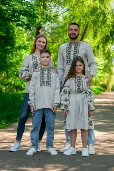 Сімейні вишиванки, арт. 4242+4596