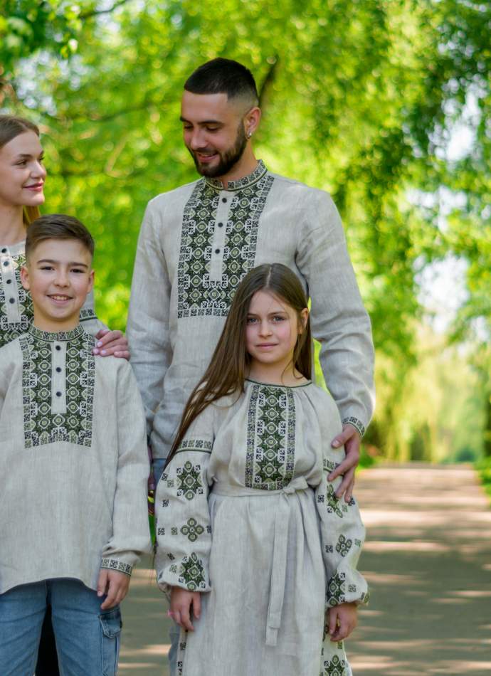Сімейні вишиванки, арт. 4242+4596